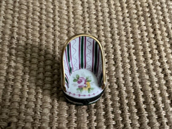 Limoges France Porcelain Arm Chair Hinged Trinket Pill Box