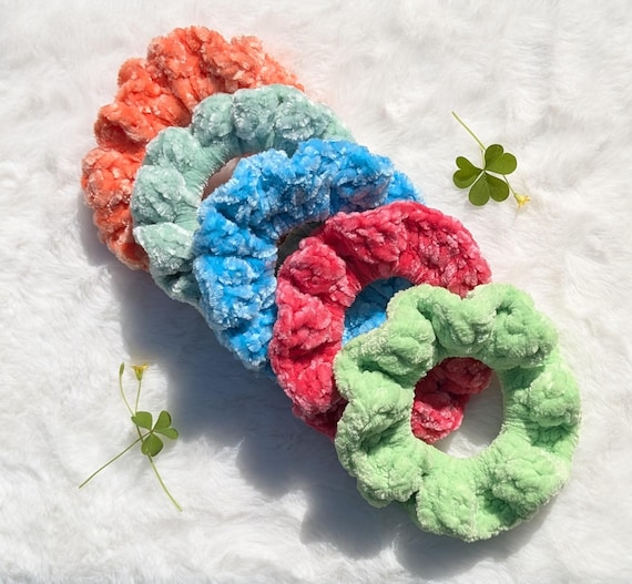 Handmade Crochet Velvet Hair Scrunchies Crochet Velvet Scrunchie | TUTORIAL | DIY - YouTube main image 2