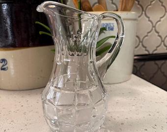 Vintage loodkristallen kan | Gewatteerde waterkan van geslepen glas | 32 oz gematteerde panelen | Elegant bargerei en vaas