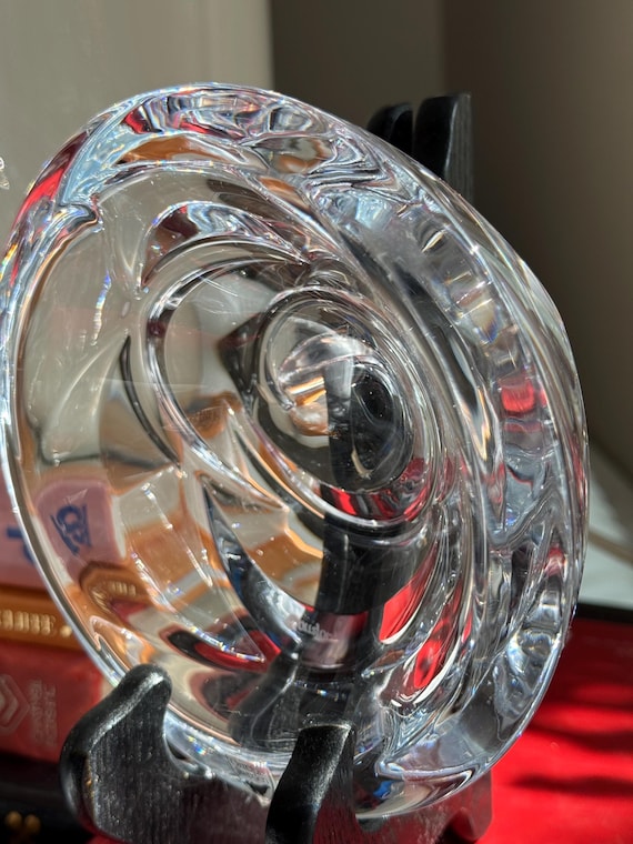 Orrefors スウェーデン製クリスタル渦巻きボウル - 直径 6 インチ