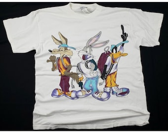 90s Vintage Jerry Leigh Looney Tunes Bugs Bunny Daffy Wile E Coyote Graphic T Shirt
