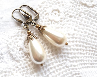 white pearl bridal earrings victorian teardrop earrings  sea shell pearl earrings