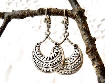 silver boho earrings bohemian earrings gypsy earrings silver pendant earrings boho jewelry