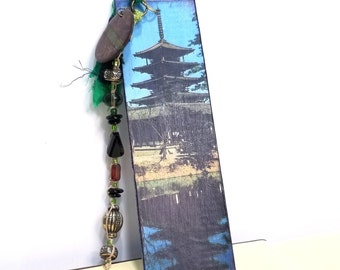 Handmade Bookmark - Traditional Japanese Pagoda Design - Unique Bookmark with Beaded Tassel - Reading Gifts - Book Lover Gift