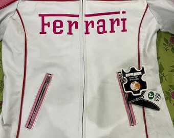 レディース ピンク フェラーリ レザージャケット | 本物の羊革