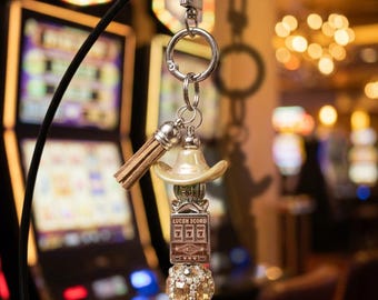Lucky Cowboy Slot Machine Keychain – Beaded Western Casino Charm Bag Purse Backpack Accessory