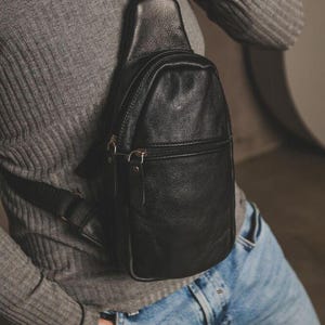 Bolso bandolera de piel negra para hombre SL014 – Bolso bandolera compacto de piel auténtica