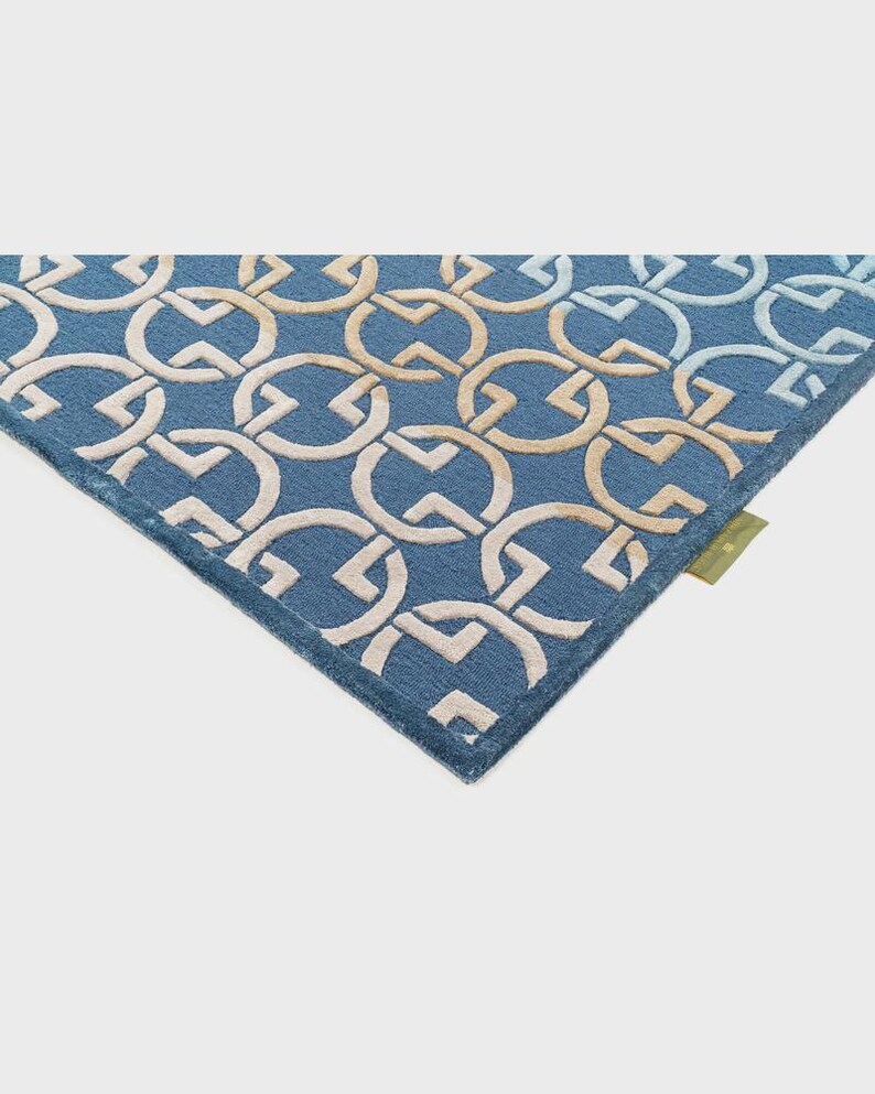 Hand-Tufted Wool & Botanical Silk Rug | Gradient Chain Design image 4