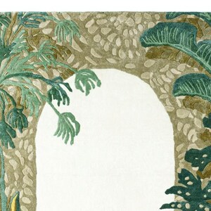 Hand-Tufted Botanical Silk & Wool Rug – Tropical Botanical Archway Design image 7