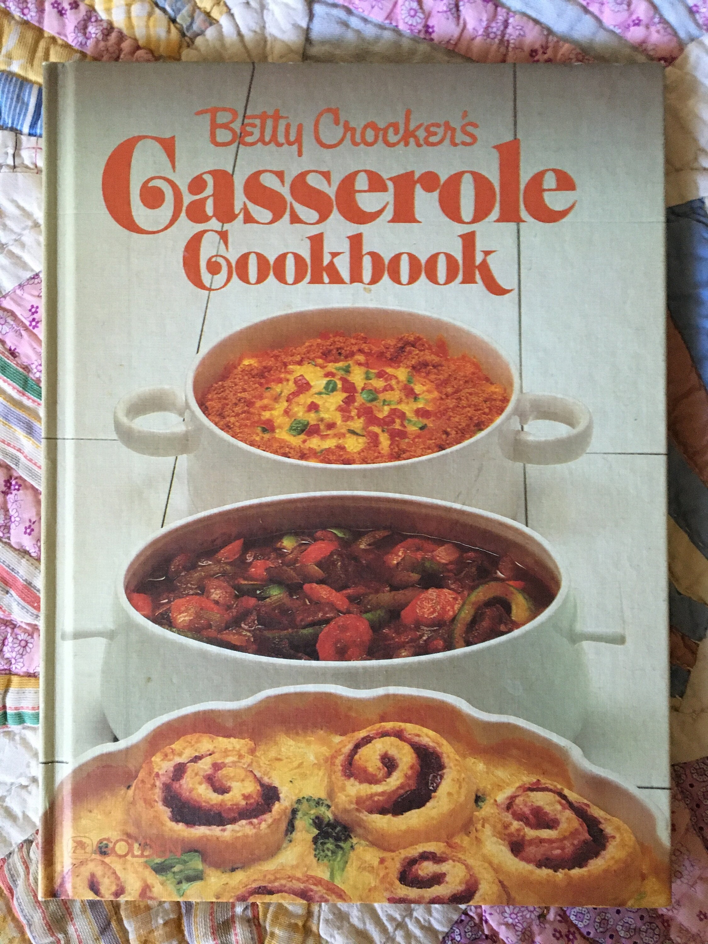 Casseroles: Favorite Recipes of America (Hardcover) 1968 (4