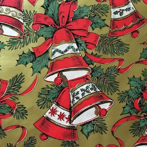 Cloches de Noël vintage sonnant des branches d'or rouge vert de poinsettias rouges de houx papier d'emballage cadeau