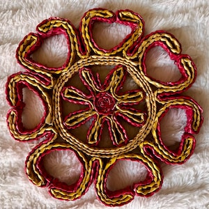 Vintage Hippie Chic Plant Trivet Boho Rattan Woven Wicker Straw Red Hearts Flower Hot Pad Trivet