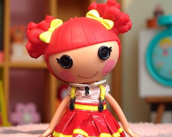 Volle Größe Lalaloopsy Ember Flicker Flame