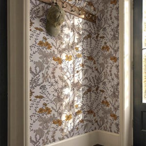 Beige Floral Wallpaper — Rustic Botanical  Wallpaper | Neutral Wildflowers Backdrop | Custom Self-adhesive, Pre-pasted B212BWP