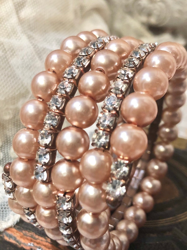 1950s Luscious Pink Pearl /& Rhinestones Coil BraceletMemory wire Bracelet