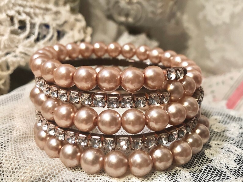 1950s Luscious Pink Pearl /& Rhinestones Coil BraceletMemory wire Bracelet