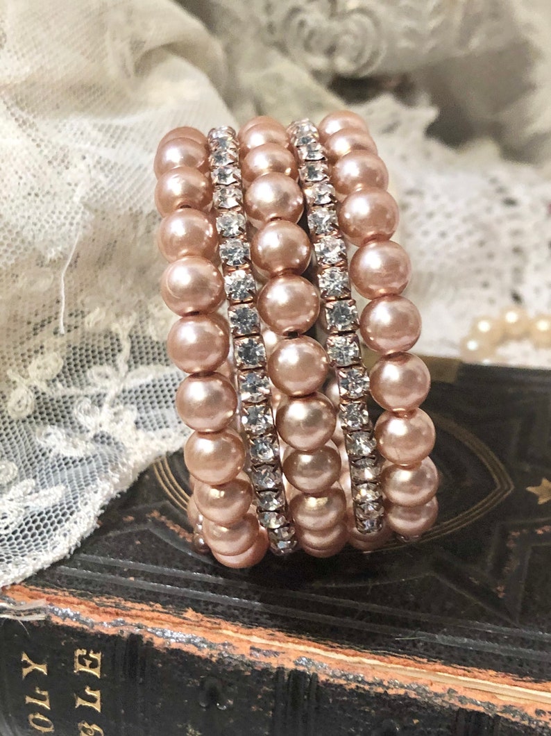 1950s Luscious Pink Pearl /& Rhinestones Coil BraceletMemory wire Bracelet