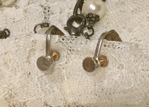 1930s Engraved Sterling Silver Heart Earrings Hei… - image 7