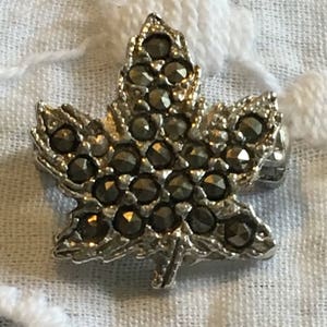 Vintage Silver  Marcasites  Leaf Pin Brooch