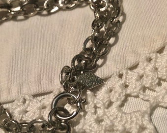 3 Necklaces in 1 Vintage Sara Coventry Silver & Carved White
