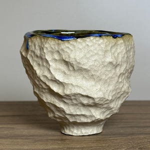 Handmade Ceramic Bowl “Element” | Textured Stoneware with Deep Blue Glaze