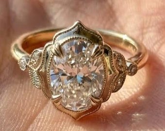 Anillo de boda Art Déco ovalado de 2,5 quilates, anillo de diamantes antiguo vintage, anillo de compromiso de moissanita tallada, anillo de boda de oro amarillo de 14 quilates, anillo con detalles milgrain.