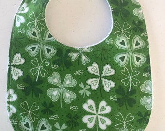 White//Green Shamrock Applique Bandana Bib