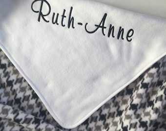 Personalization for Fleece Blankets - Up to 10 Letters