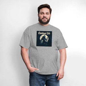 Werewolf Howling at the Moon Outdoor Life Unisex Classic T-Shirt