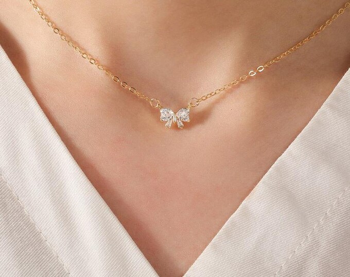 Lab Grown Diamond Necklace , 2 Heart cut Diamond Necklace , Lab Diamond Choker Necklace , Yellow Gold Diamond Necklace