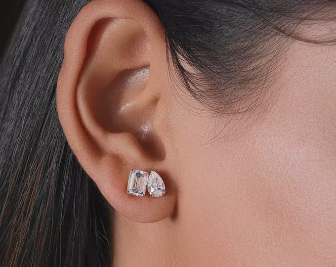 Pear and Emerald Cut Toi et Moi Lab Grown Diamond Studs Earring,14k Solid Gold Minimalist Studs, Double Solitaire Diamond Studs Earring