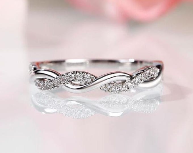 Minimalist Round lab Diamond Twisted Wedding Band, Infinity Twist Diamond Eternity Band, Matching Stackable Band for Engagement Ring, Gift