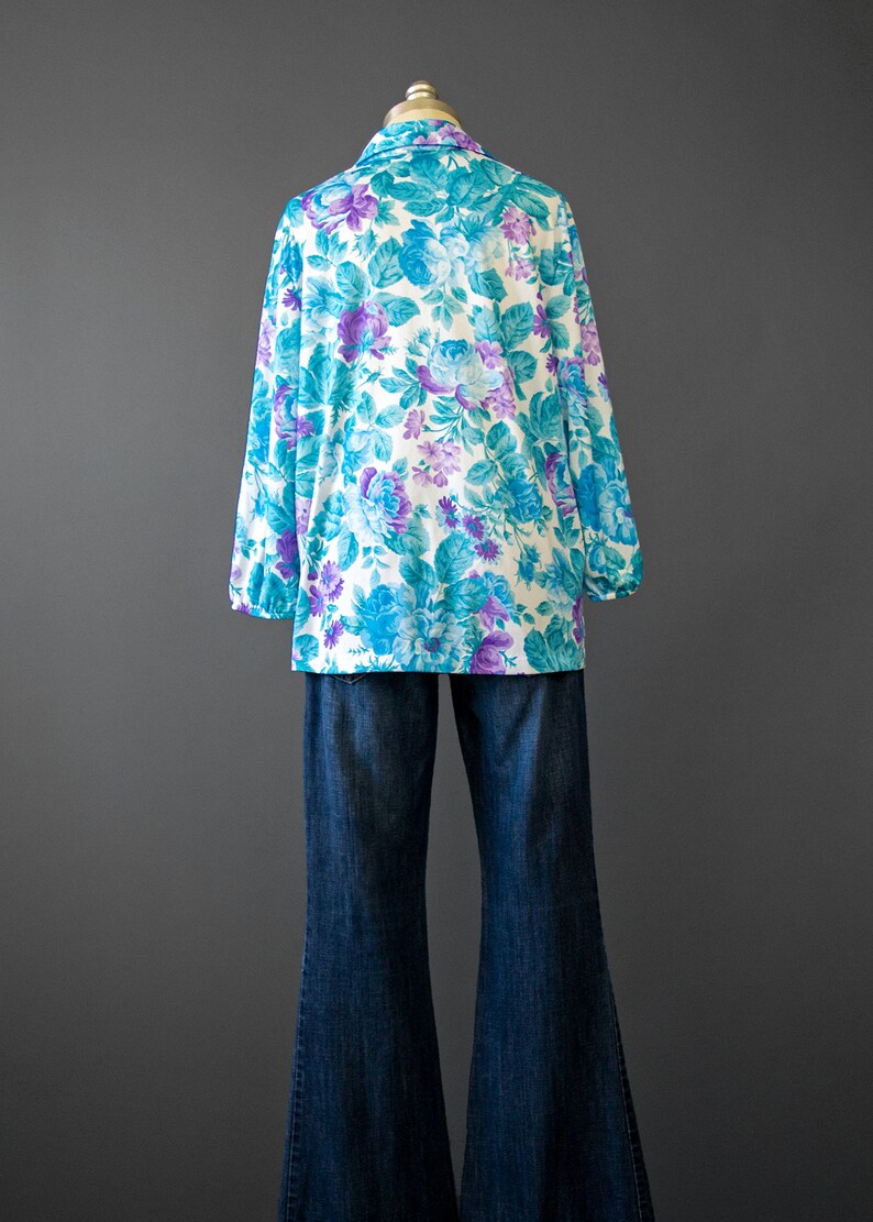1970s Cabbage Rose Print Floral Shirt Floral Print Smock Top LXL White Purple Aqua Blue Vintage 70s Floral Blouse