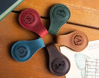 Marcapáginas magnético de cuero personalizado, marcapáginas con inicial/nombre grabado, regalo para lectores, regalo personalizado para amantes de los libros, regalo para él y para ella.