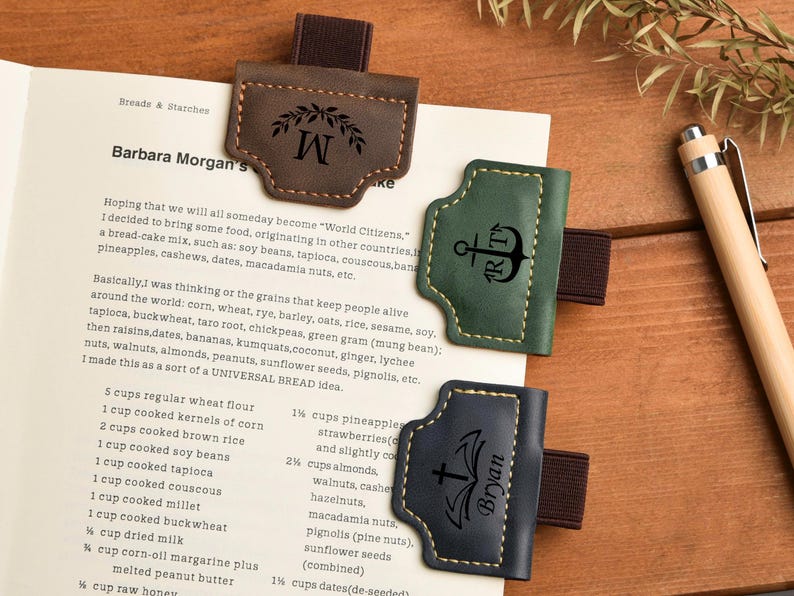 Personalized Leather Bookmark, Custom Monogram Magnetic Bookmark, Engraved Christmas Gift for Book Lovers, Bookmark for Readers image 5