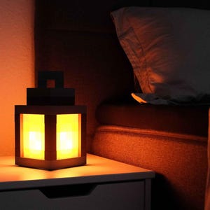 Minecraft-Inspired Full Size Lantern LED Lamp – Night Light for Gamers & Kids - Large lamp