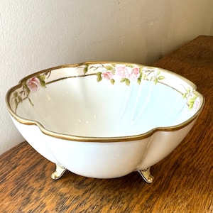 NIPPON HAND PAINTED 花柄陶器ボウル 金属脚付き Hand Painted Nippon Bowl - Etsy