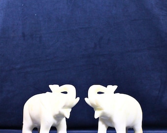 手彫りの白い大理石の象の像（ペア）：室内装飾のアクセント - Etsy 日本
