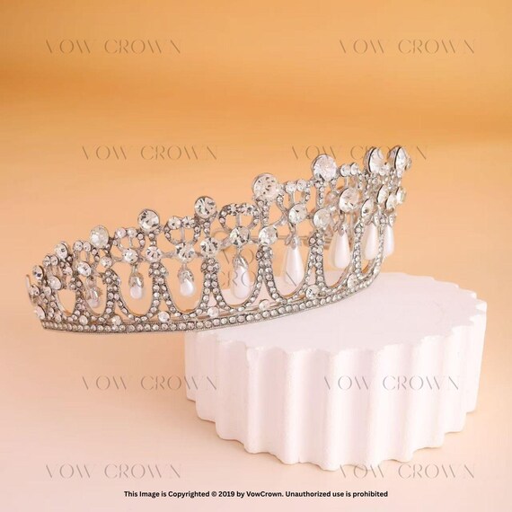Silver Pearl Wedding Tiara: Rhinestone Bridal Crown, Vintage  display picture 3