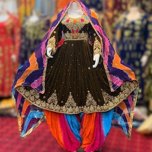 Modern Afghan Kochi Maxi Dress – Long Elegant Gown for Parties & Special Events