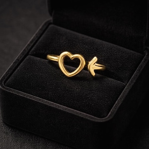 Anello a forma di cuore con freccia in oro, anello minimalista a cuore aperto, anello in oro regolabile, gioiello grazioso e delicato, regalo per lei, anello romantico d'amore