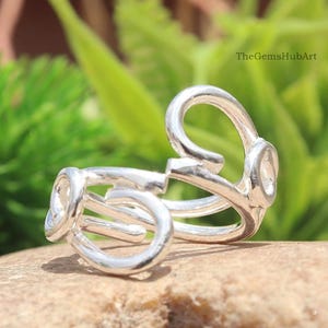 Anello aperto a doppio anello in argento sterling 925 / Anello minimalista regolabile di tendenza / Gioiello geometrico moderno / Regalo fatto a mano per lei