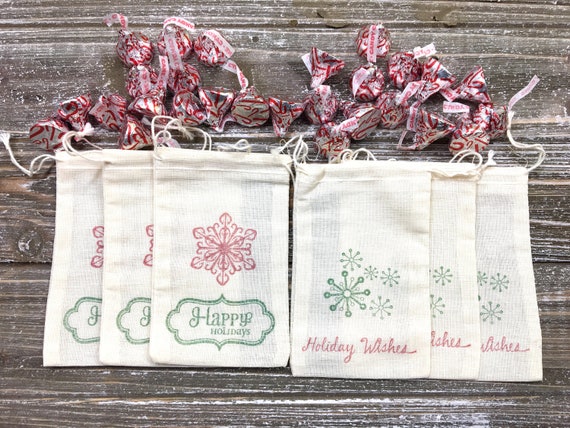 Christmas Gift Bags, Snowflake Design, Coordinating Tissue Paper