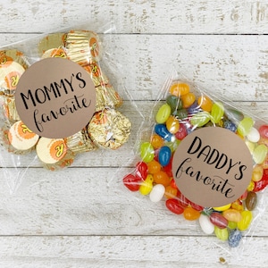 Baby Shower Favors 10 Mommy and 10 Daddy Favorites labels, fun gift for couples shower, add optional clear favor bags, guest gift stickers Kraft Brown