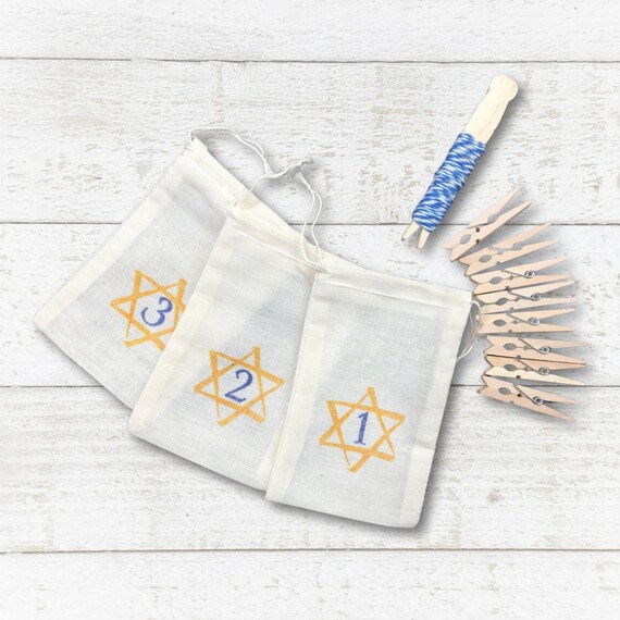 Hanukkah Countdown Calendar, Chanukah Gift Kit, 8 Hand Stamped Cotton Bags,  Jewish Holiday Tradition, Festival of Lights Gift Wrap Set - Etsy