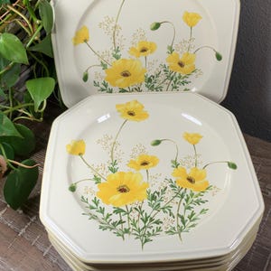 Eight (8) Mikasa BUTTERCUP Yellow Salad Plates - Continental Ivory - F 4001 - Japan - Vintage 1980s