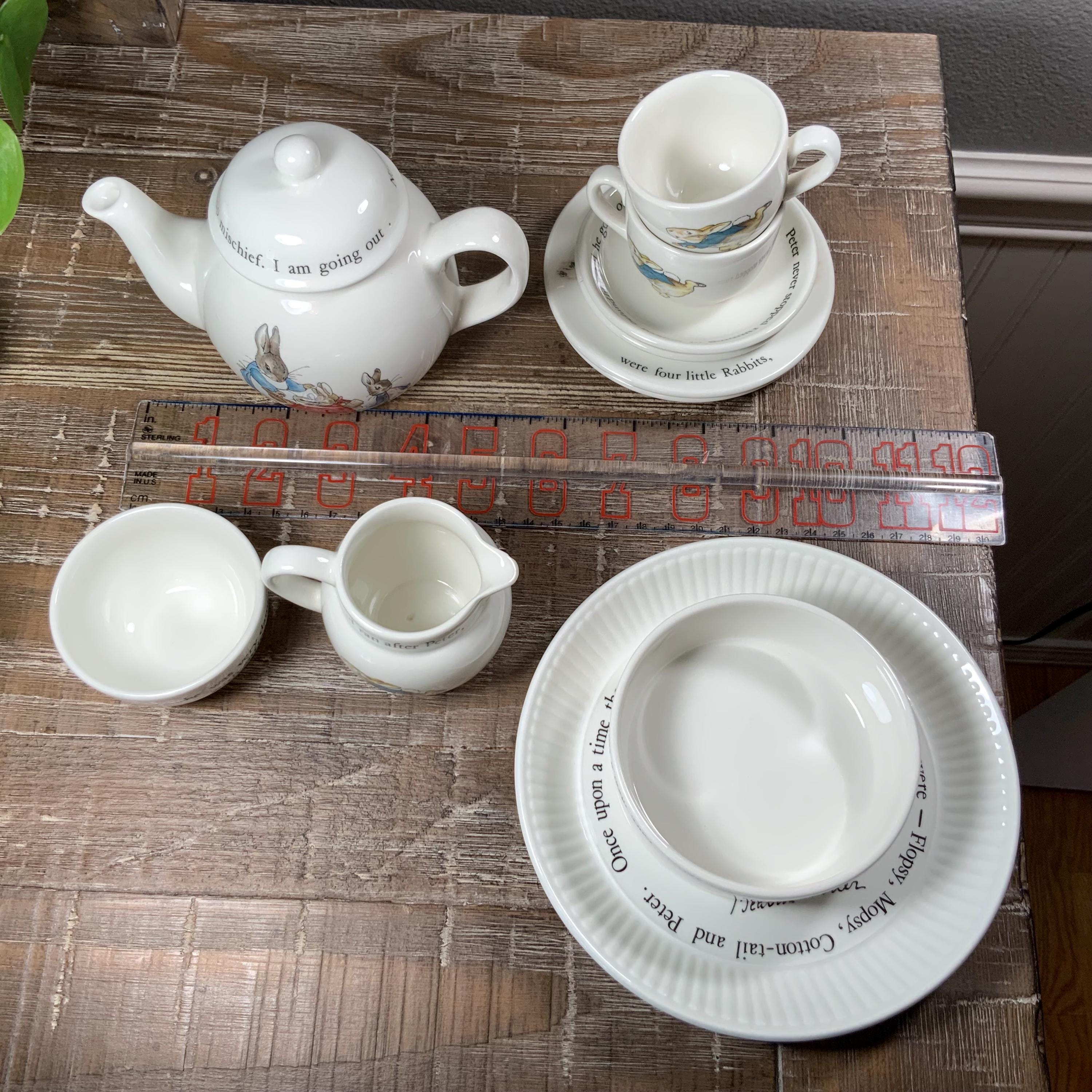 11-piece Wedgwood PETER RABBIT Beatrix Potter Childrens Tea Set ...
