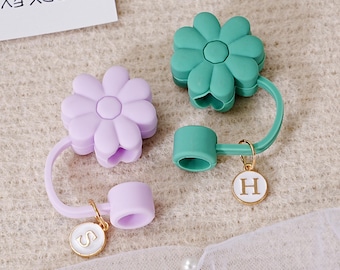 Daisy Straw Topper, Personalized Letters Charm, Floral Straw Cover, Silicone Straw Cap, Party Supply, Tumbler Lover Gift, Stanley Accessory