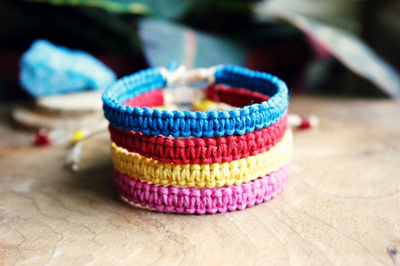 Macrame Hemp Bracelet, Natural Woven Knot Friendship Bracelet image 2