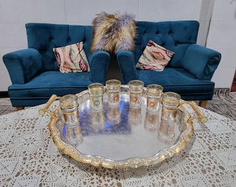 Juego de vasos de té marroquíes hechos a mano con bandeja de plata – Juego de servir con diseño geométrico dorado